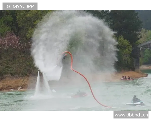 全力以赴突破极限 游泳赛场上的速度与激情争锋较量 全力以赴突破极限 游泳赛场上的速度与激情争锋较量